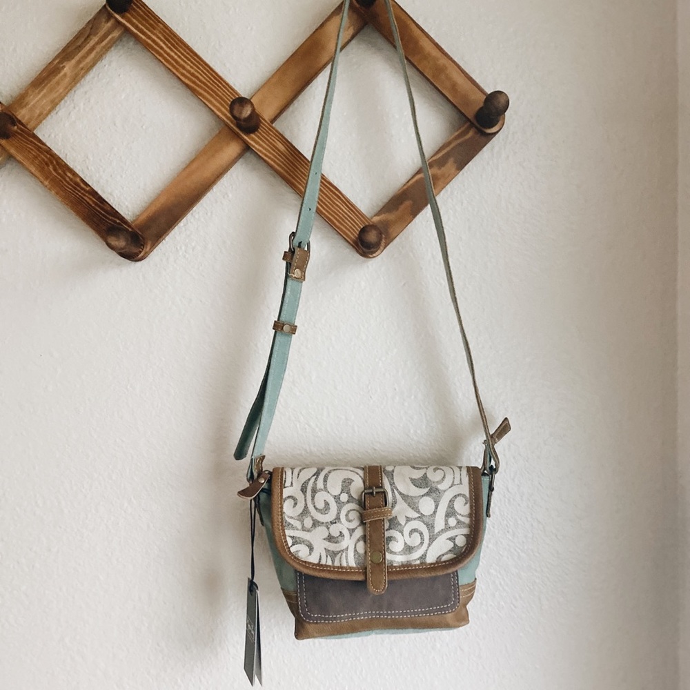 Myra bag shoulder vintage looking satchel